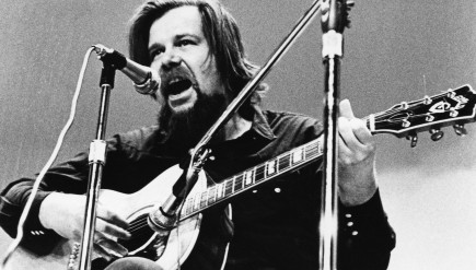Dave Van Ronk performs onstage in 1970 in New York.